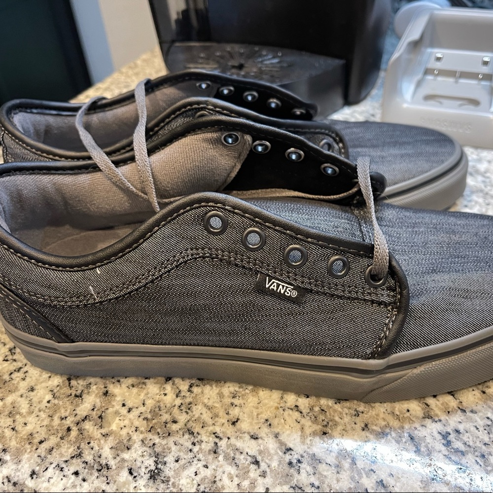 Grey mens vans